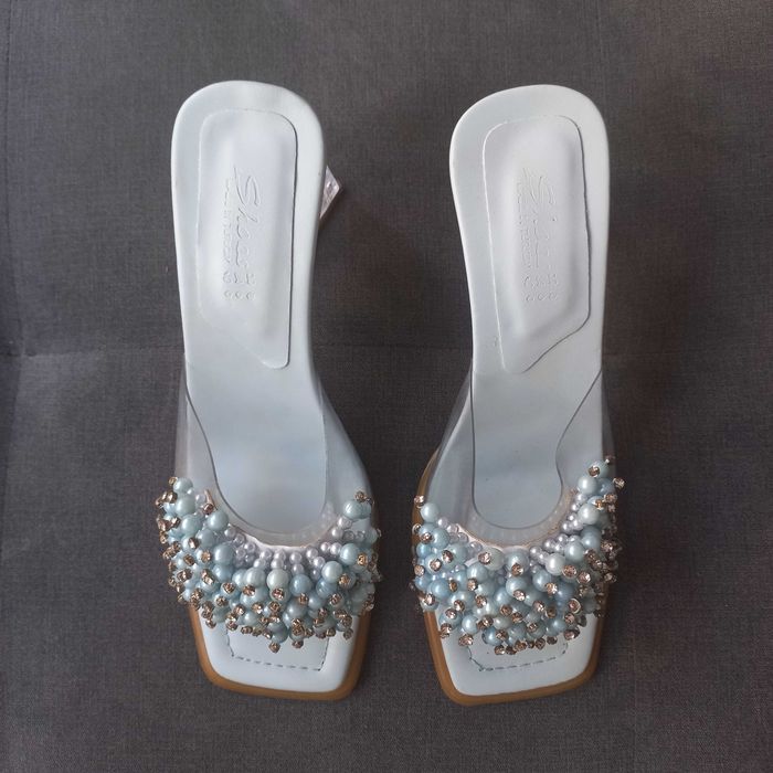 Чехли на ток с маниста