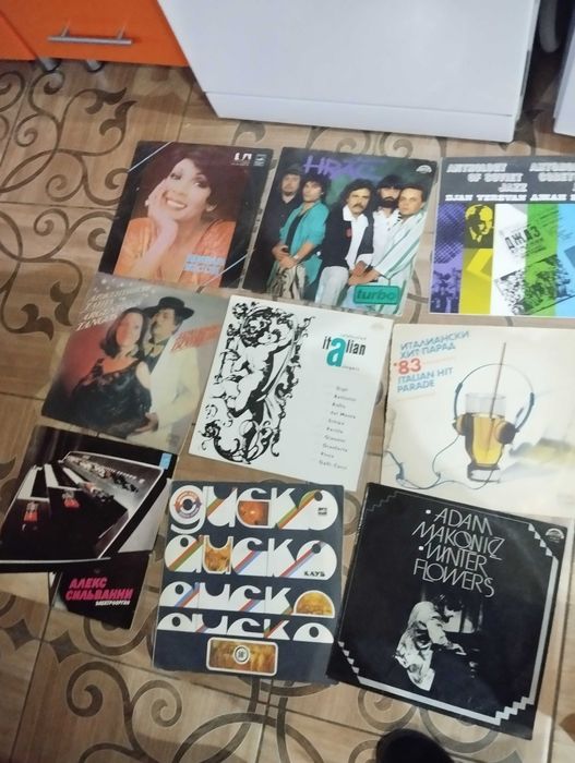 Пластинки виниловые грампластинки