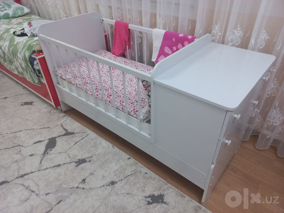 Детская кроватка