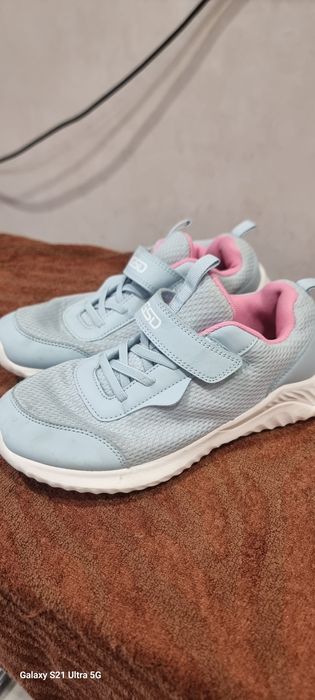 Кроссовки Беговые в идеальном состоянии