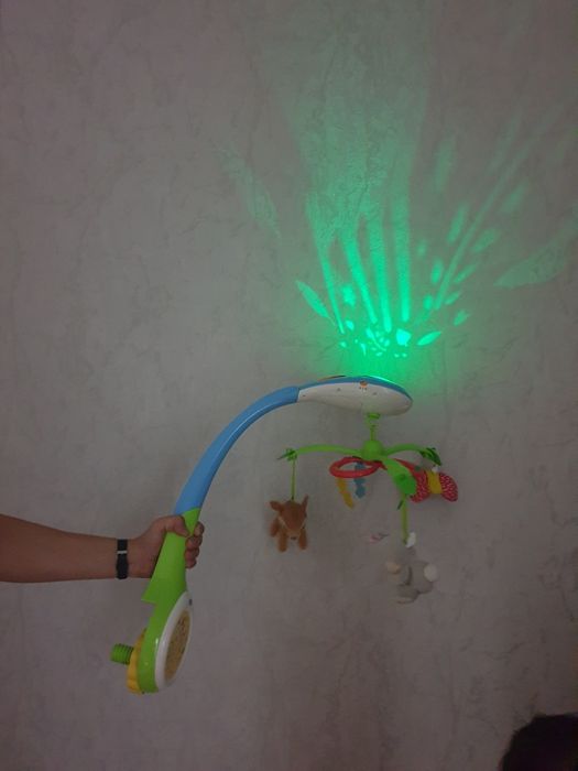 Мобиль для детской кроватки