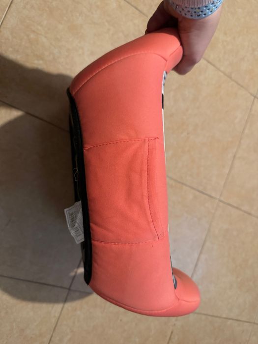 Бустер столче за кола