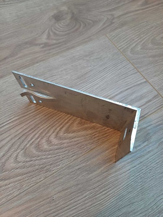 Consolă de fațade ventilație aluminiu