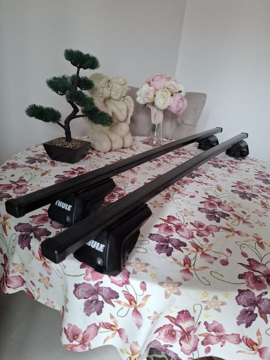 Vând bare transversale THULE ORIGINALE CU CHEIE