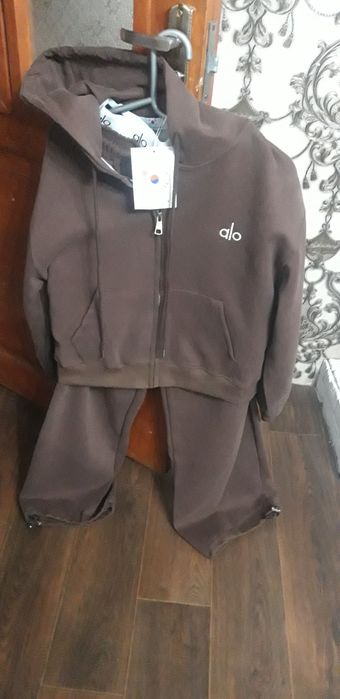 Спортивные костюмы