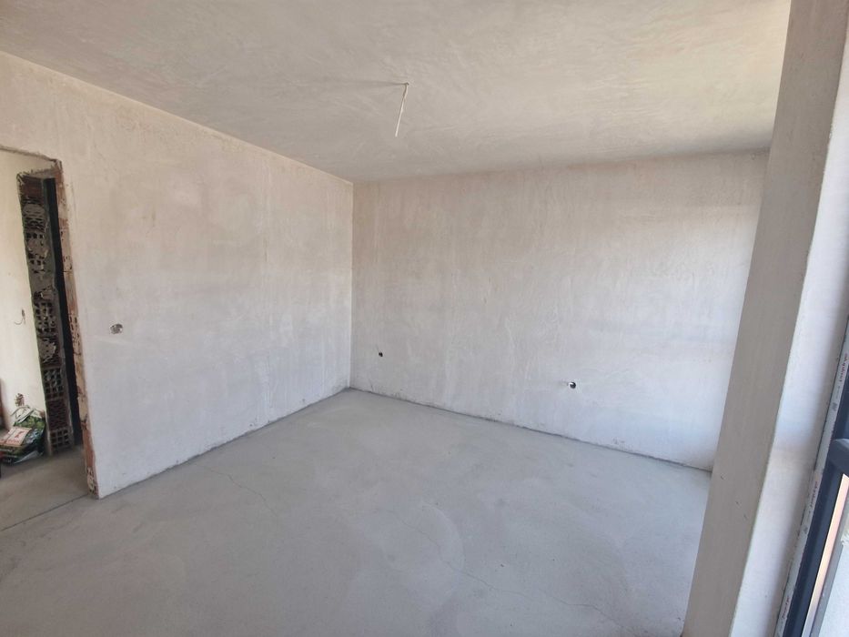 Продава се Тристаен апартамент в Благоевград, Ален мак - 97 кв.м за 992 €/кв.м - Снимка #2