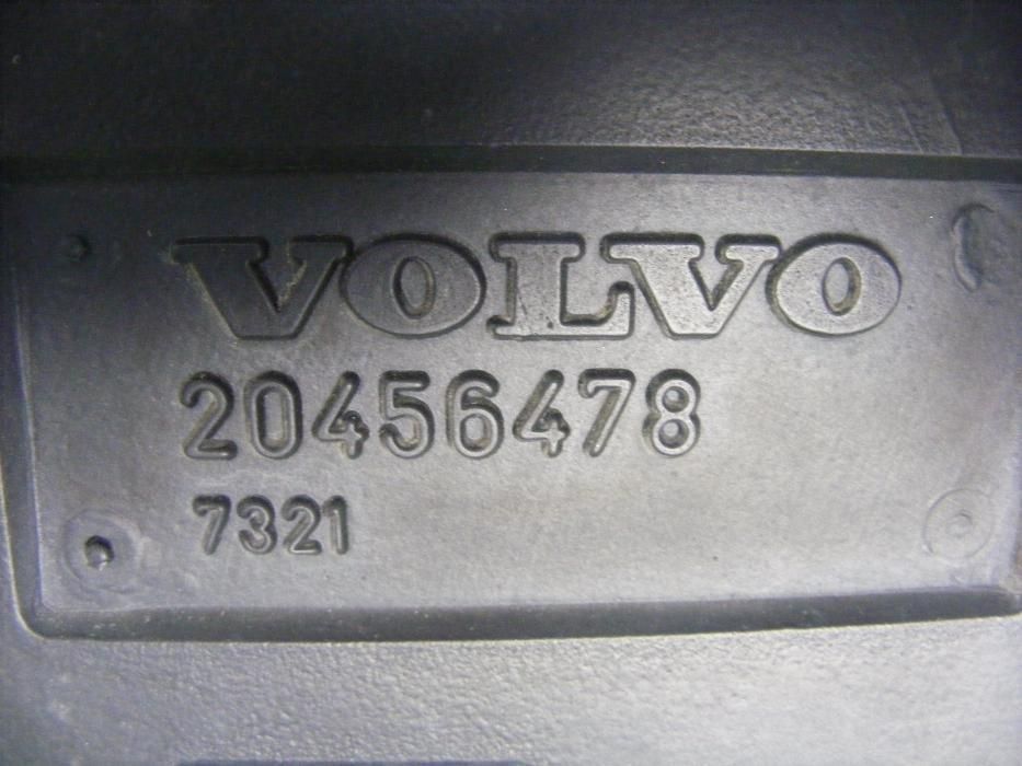 Conducta,cot filtru aer piese dezmembrari camioane Volvo 20456478