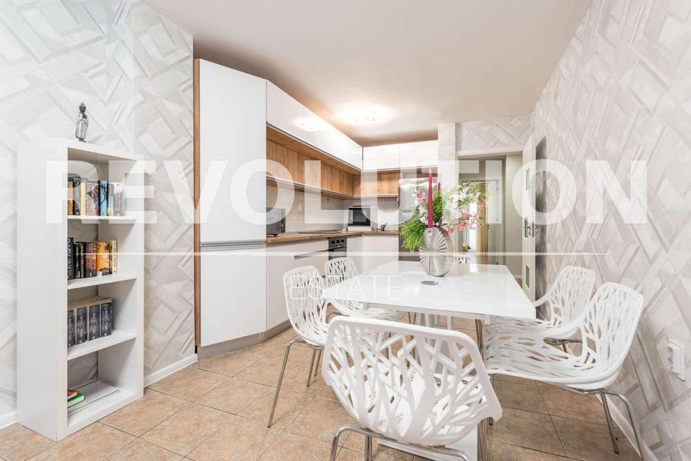 Дава се под наем Тристаен апартамент в Варна, Окръжна болница - 95 кв.м за 850 € - Снимка #2