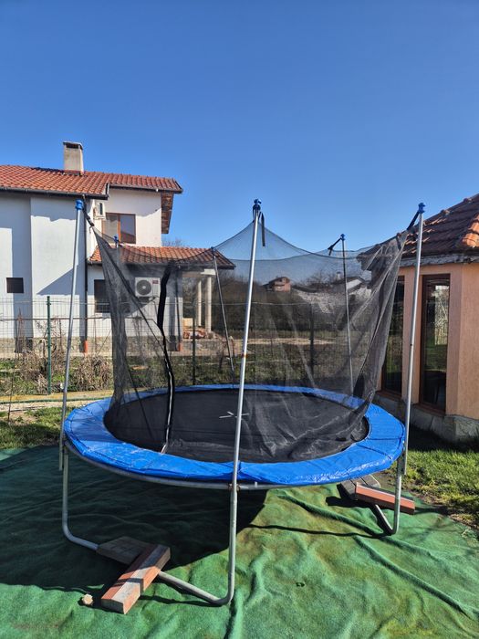 Трамплин за скачане  305см