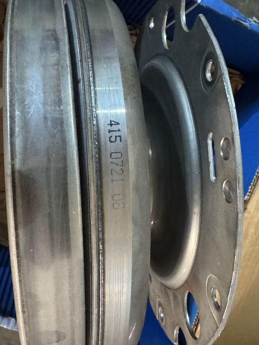 Volanta audi  cutie automataA6/A5/A4b8 motorizare 2.0 177