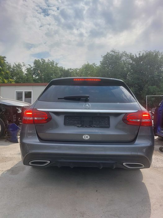 На Части:Mercedes W205 FACE AMG C220d 2019 Ляв волан,Диг.табло,Дистрон