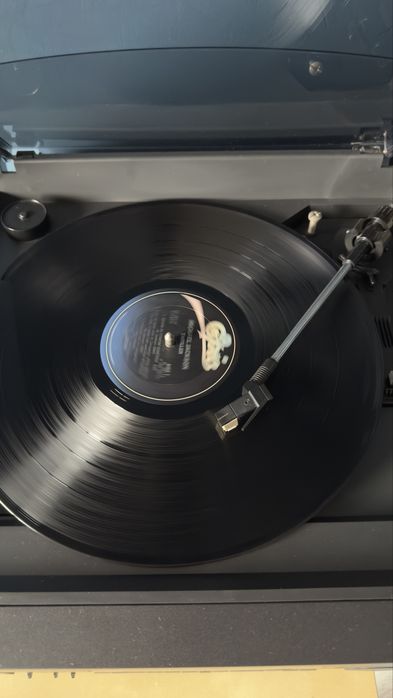 Sistem Hi-Fi cu Pick-Up Philips