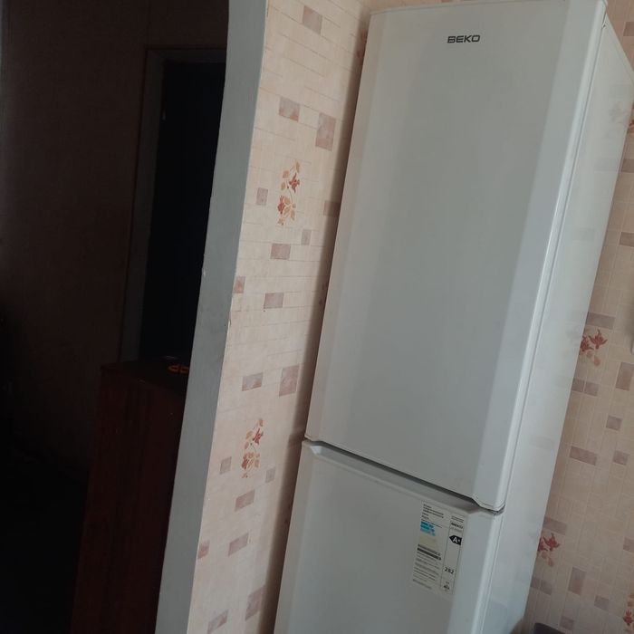 Продам холодильник Beko