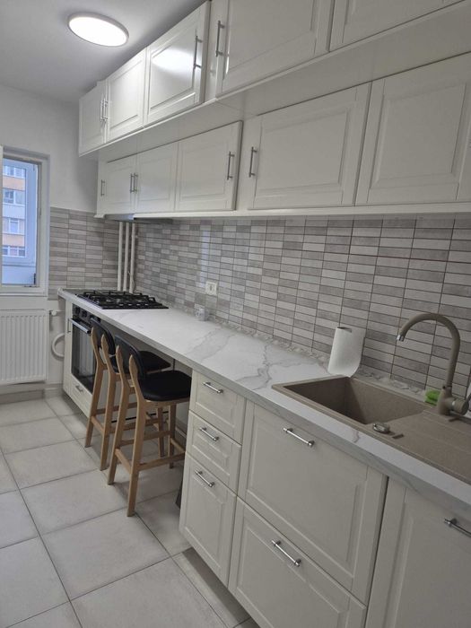 Inchiriez apartament 2 camere Calea Rahovei
