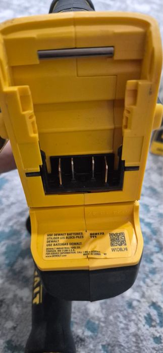 Перфоратор Dewalt      DCH172
