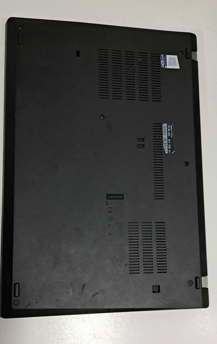 Laptop Lenovo T490 - defect
