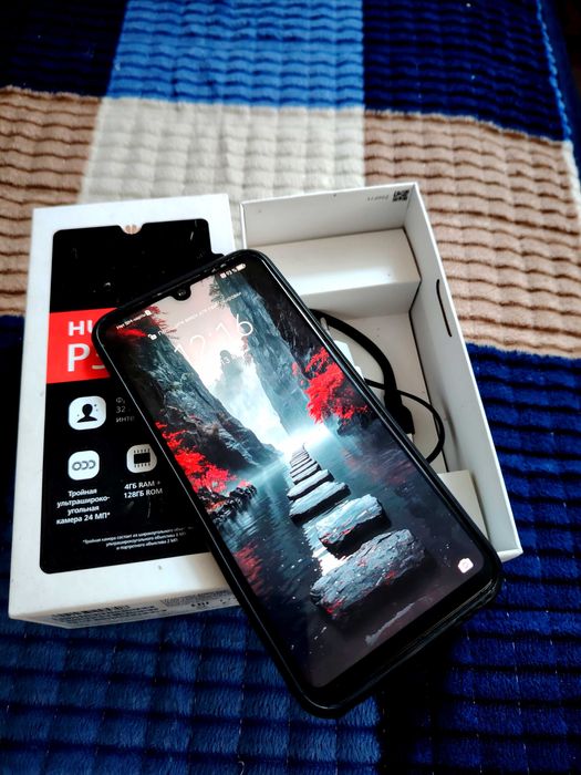 Продам Хуавей Р30 Lite  128Гб