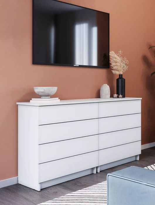 Комод деревянный узкий для вещей