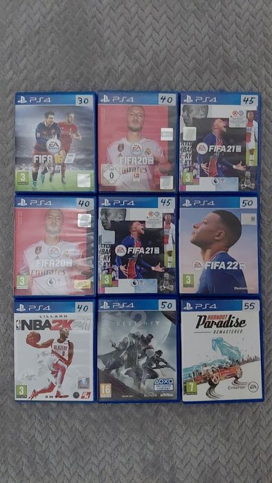 Ps4 cu o maneta si 2 jocuri