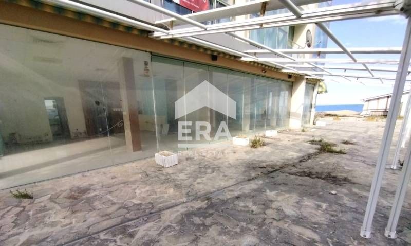 Ексклузивен търговски обект - ресторант на първа линия на плаж Кабакум