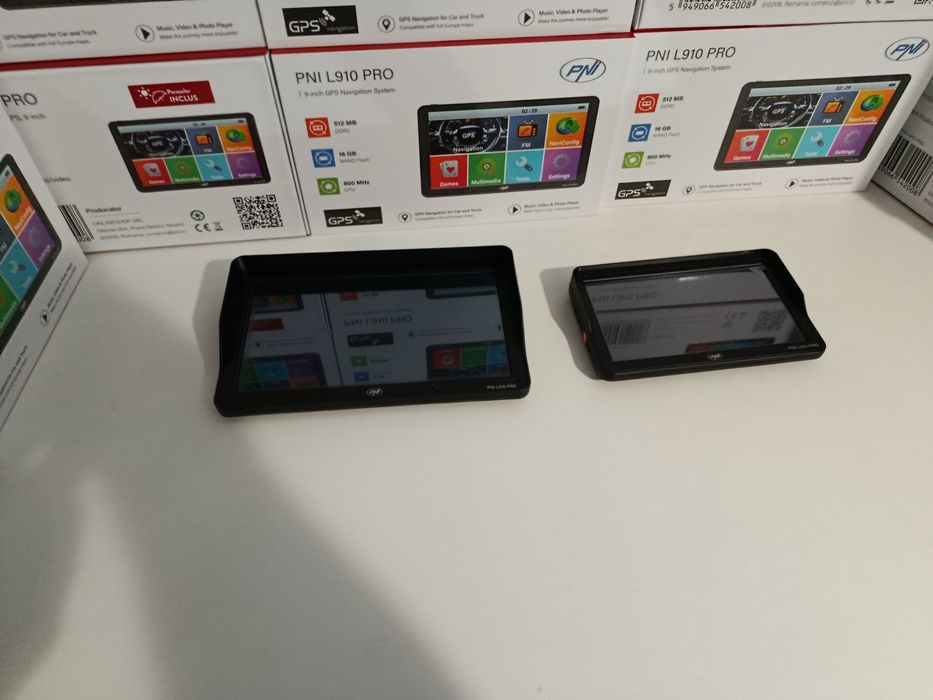 Gps profesional PNI L910- ecran de 9"-program TIR-full Europa-garanti