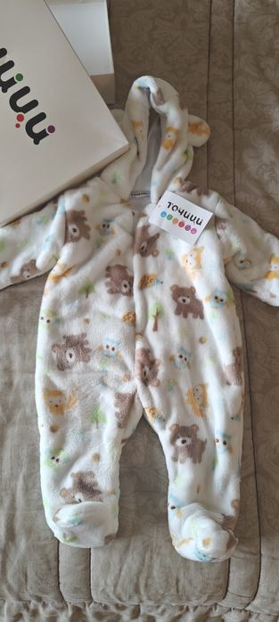 Зимен бебешки гащеризон Точици