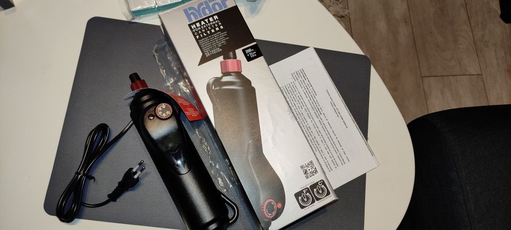 Vând SET LILY PIPE și ÎNCALZITOR extern HYDOR  ETH  200 W ambele noi