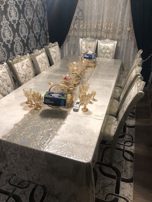 Стол стул сотилади