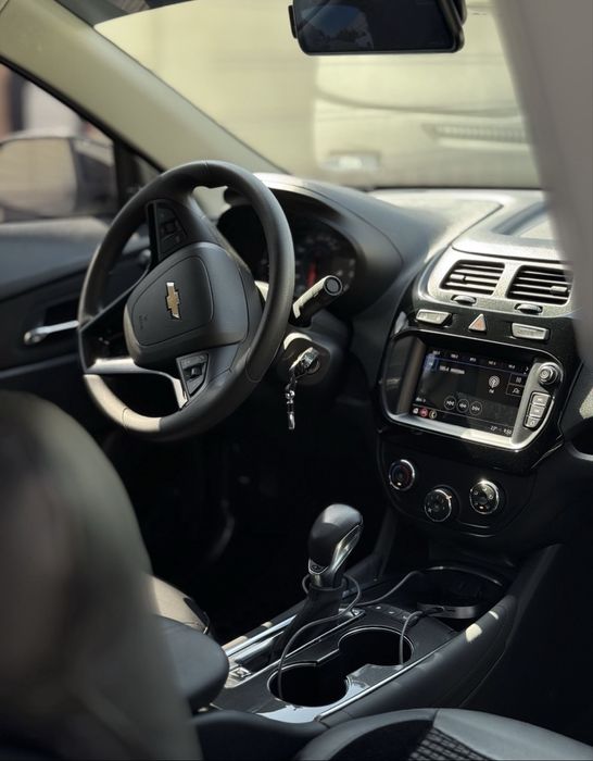 Chevrolet Cobalt 2026 — 5