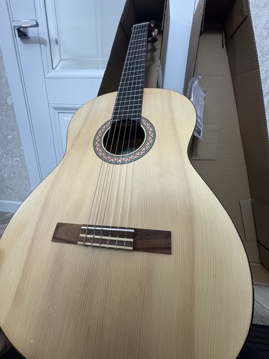 Гитара классическая yamaha С40