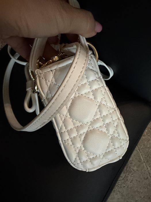 Dior mini чанта чисти нова