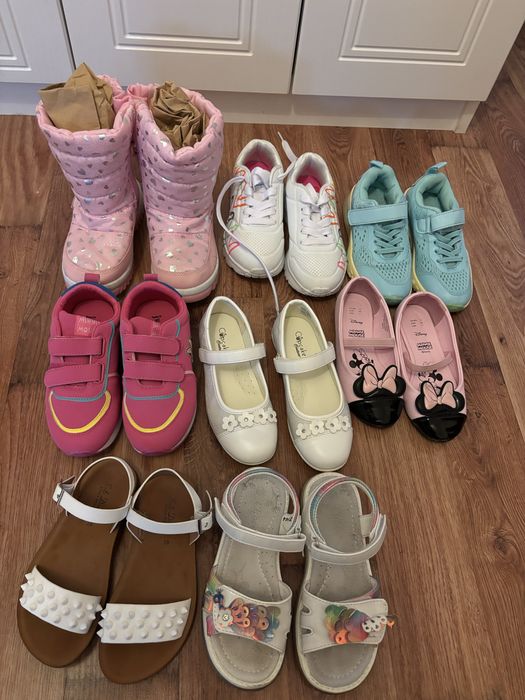 Incaltaminte numarul 28