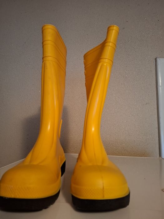 Bocancide lucru cu bombeu metalic