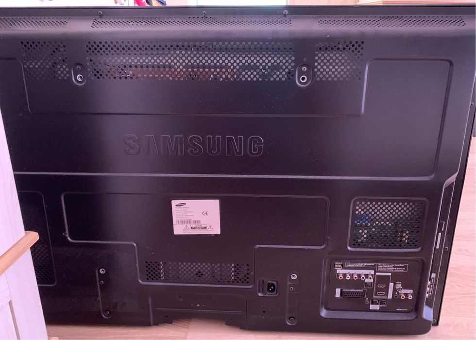 Телевизор самсунг