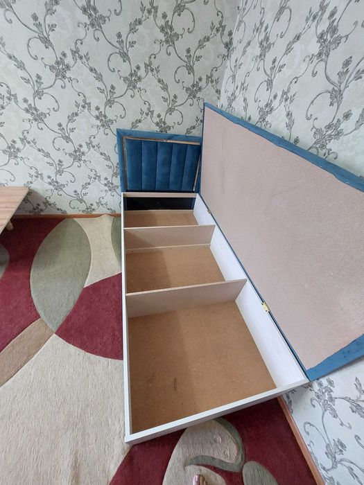 Кровать односпальная