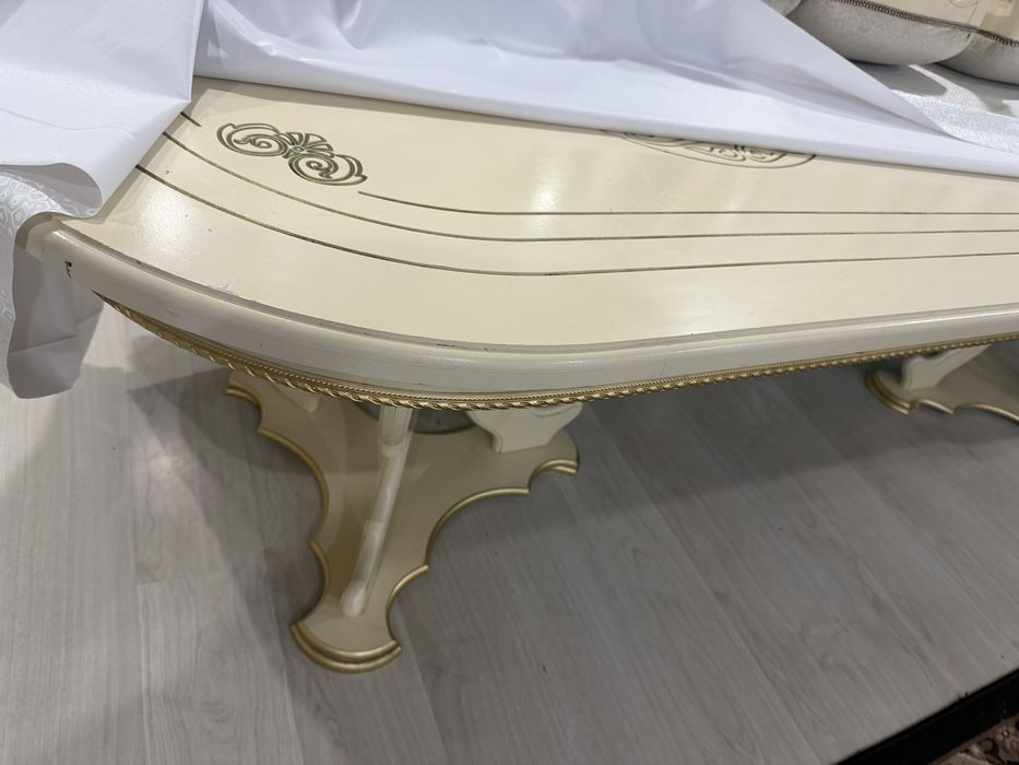 Продам стол со стульями
