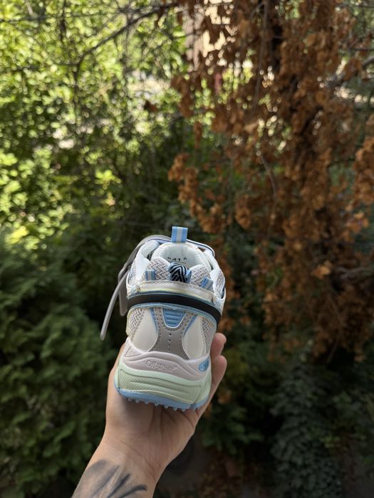 Adidasi Off White