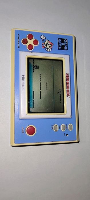 Ecran lcd game and watch by Nintendo 1988