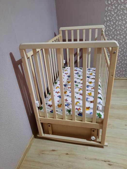 Продам детские кровать