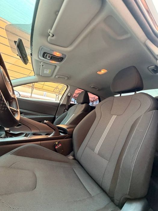 Hyundai Elantra 1.6
