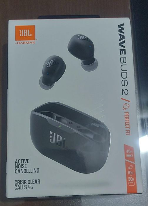 Căști  JBL   noi nu sunt folosite  niciodată