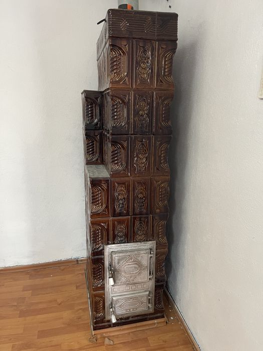 Vand doua sobe de teracota
