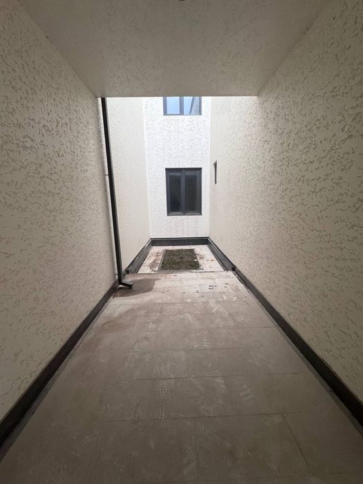 Савхозда Ховли Уй Сотилади