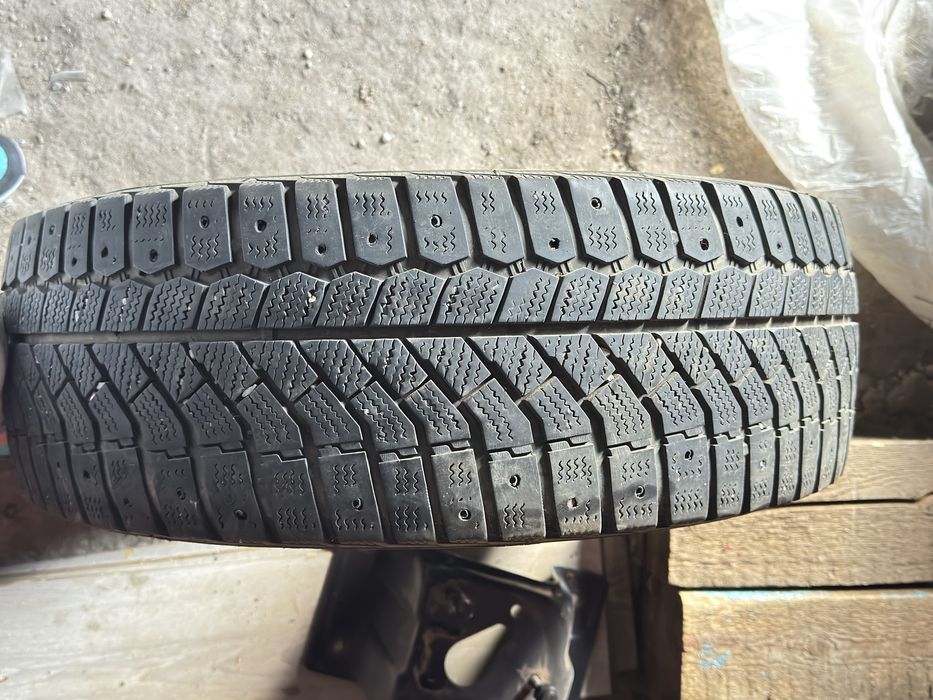 Шины 215/55R17 зимние
