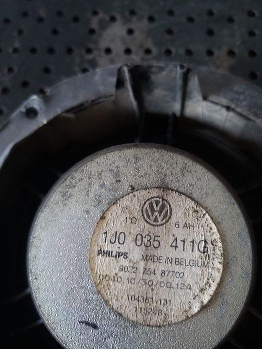 Boxa audio stanga fata vw golf 4 1j 1j0035411g