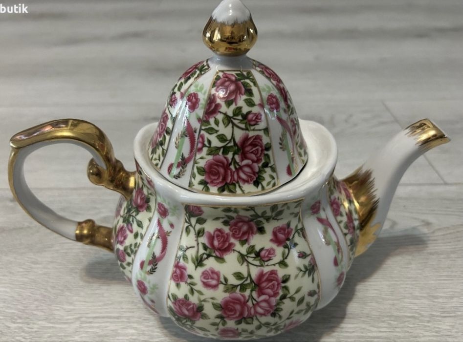 Старинен френски порцеланов  сервиз Limoges  ръчно рисуван