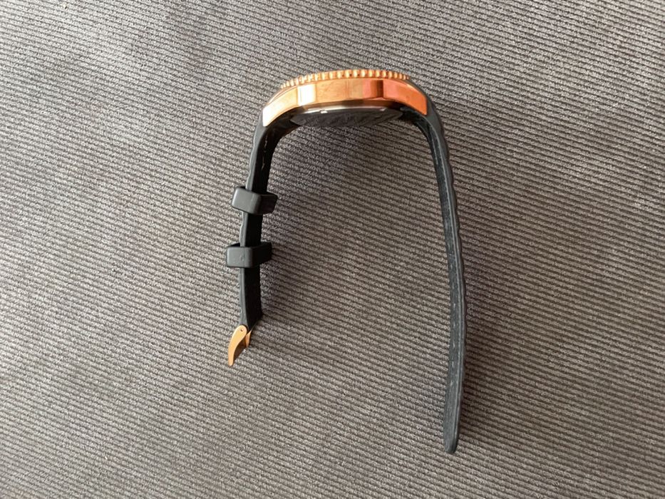 Унисекс часовник със силиконова каишка Esprit