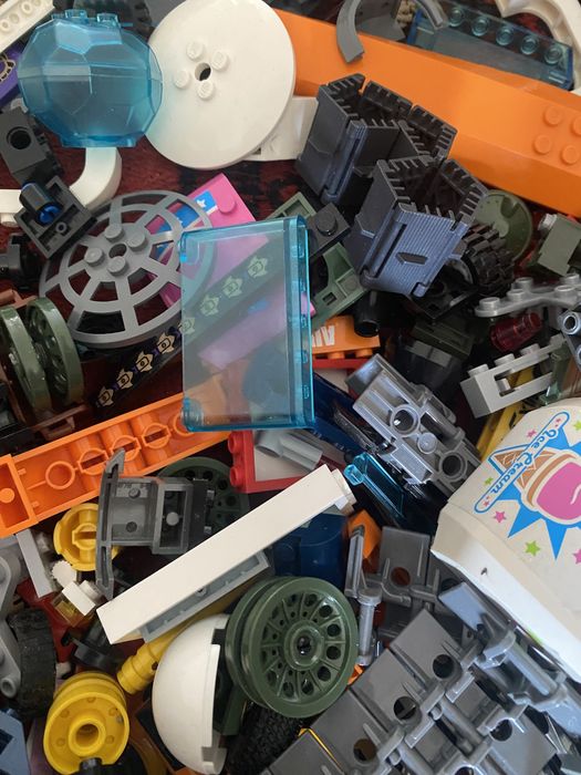 Конструкторы Лего россыпью !