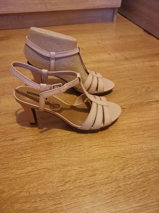 Дамски обувки clarks и fabiano