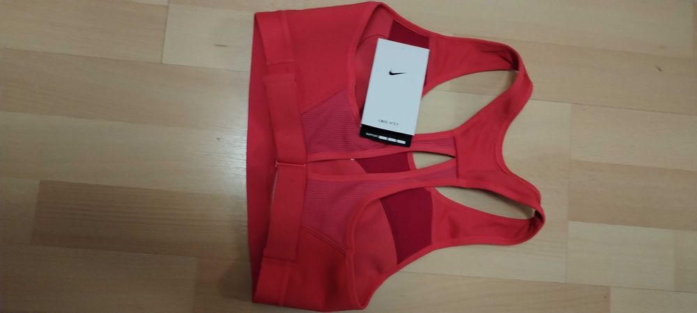 Colanți NIKE  de diferite culori și mărimi